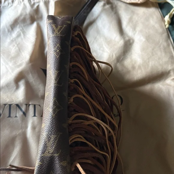 Louis Vuitton Brown Fringe Crossbody Bag - Picture 4 of 9